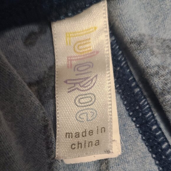 Lularoe blue background black cat green/ yellow eyes  leggings  GUC  One Size - Picture 4 of 5